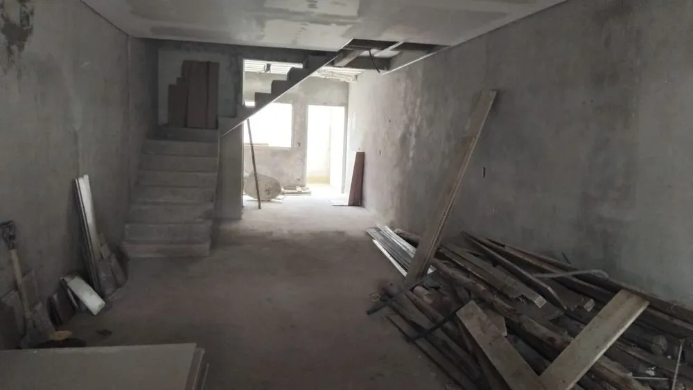 Sobrado, 3 quartos, 180 m² - Foto 1