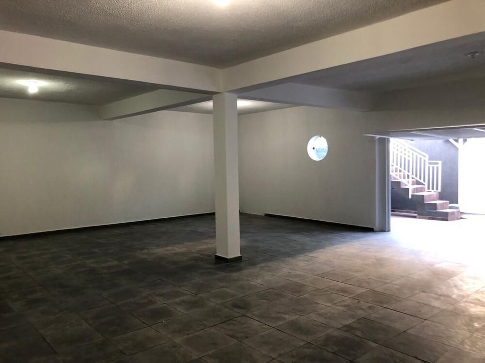 Sobrado à venda e aluguel com 3 quartos, 402m² - Foto 2