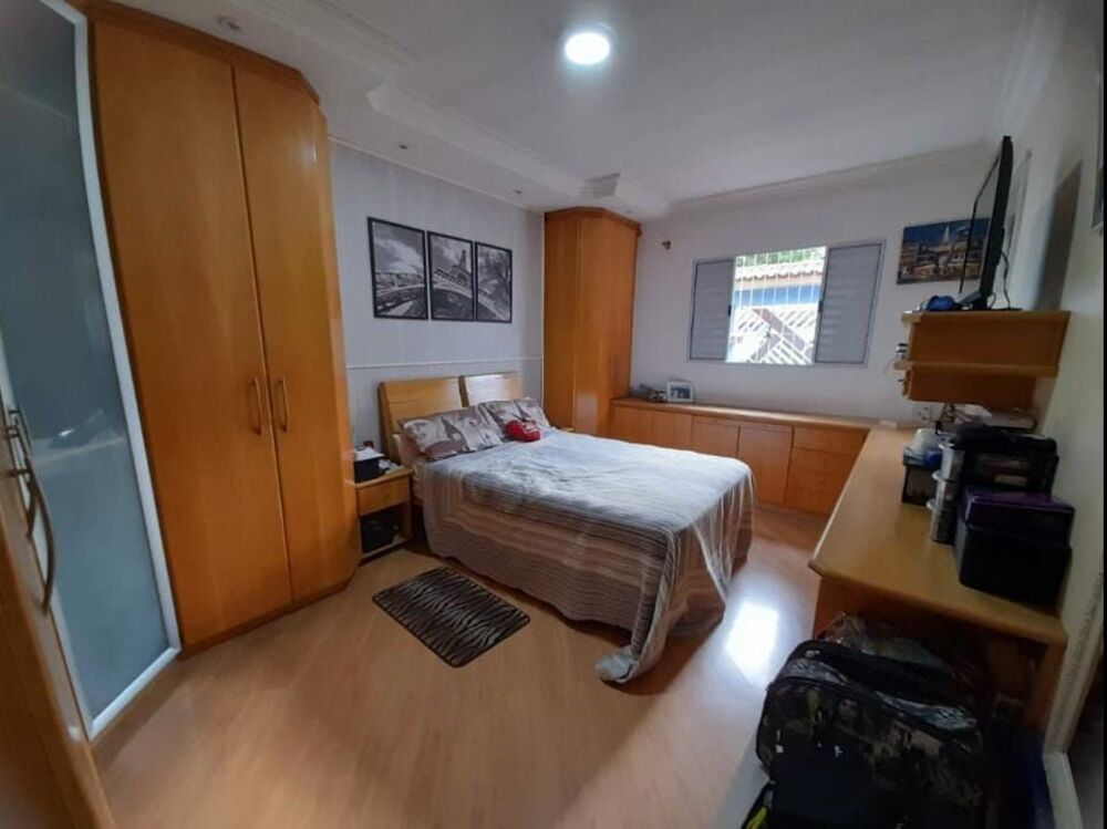 Casa à venda com 3 quartos, 230m² - Foto 4