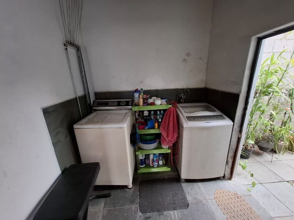 Casa, 3 quartos, 196 m² - Foto 2