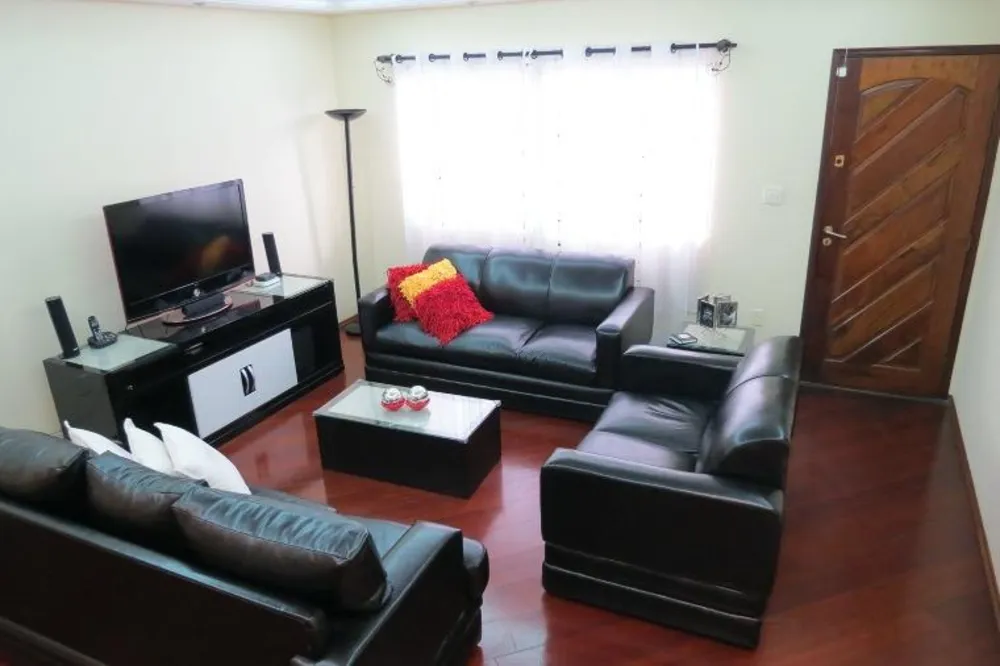 Sobrado, 3 quartos, 234 m² - Foto 1