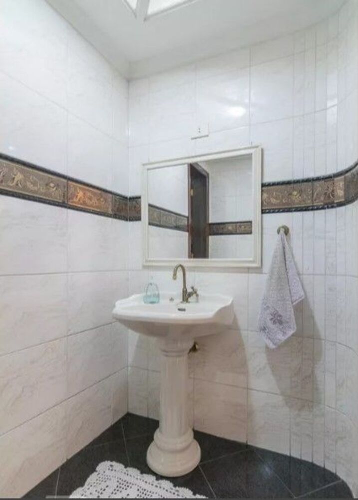 Sobrado, 3 quartos, 271 m² - Foto 1
