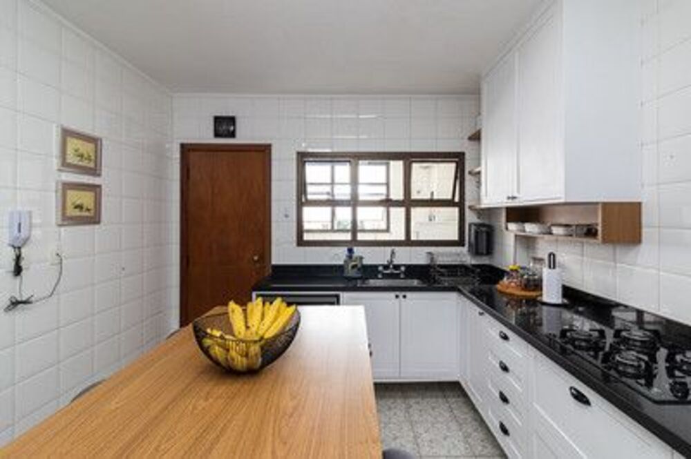 Apartamento à venda com 4 quartos, 144m² - Foto 9