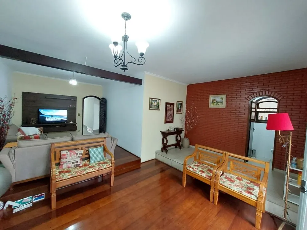 Casa, 3 quartos, 235 m² - Foto 3