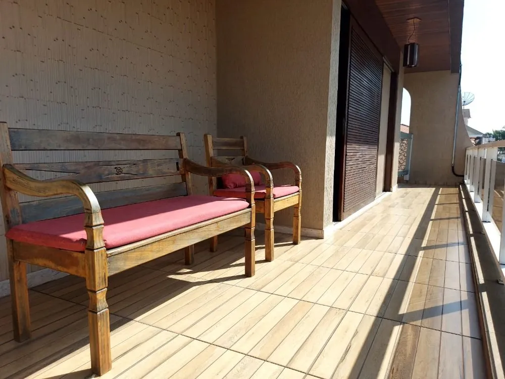 Sobrado, 4 quartos, 295 m² - Foto 1