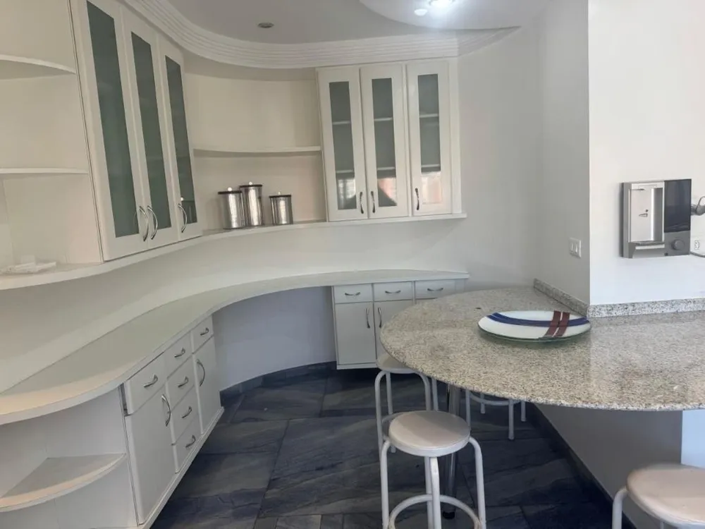 Apartamento, 3 quartos, 296 m² - Foto 4