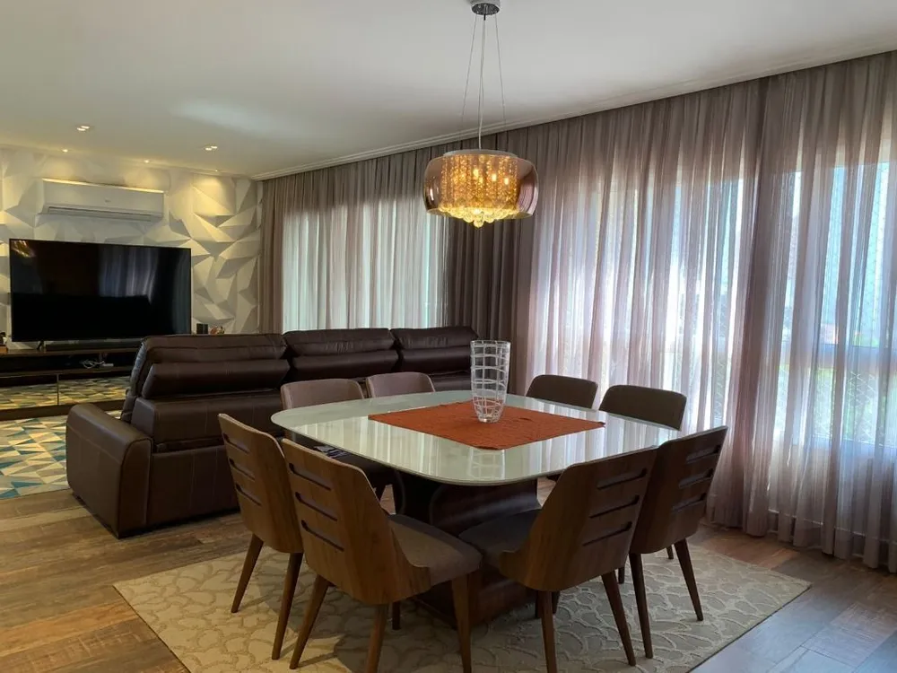Apartamento, 3 quartos, 205 m² - Foto 1