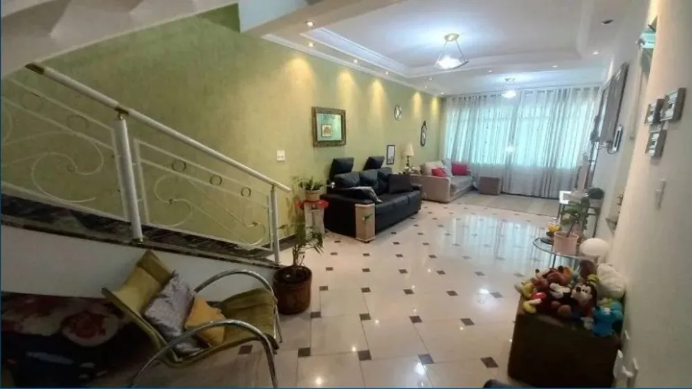 Sobrado, 4 quartos, 212 m² - Foto 1