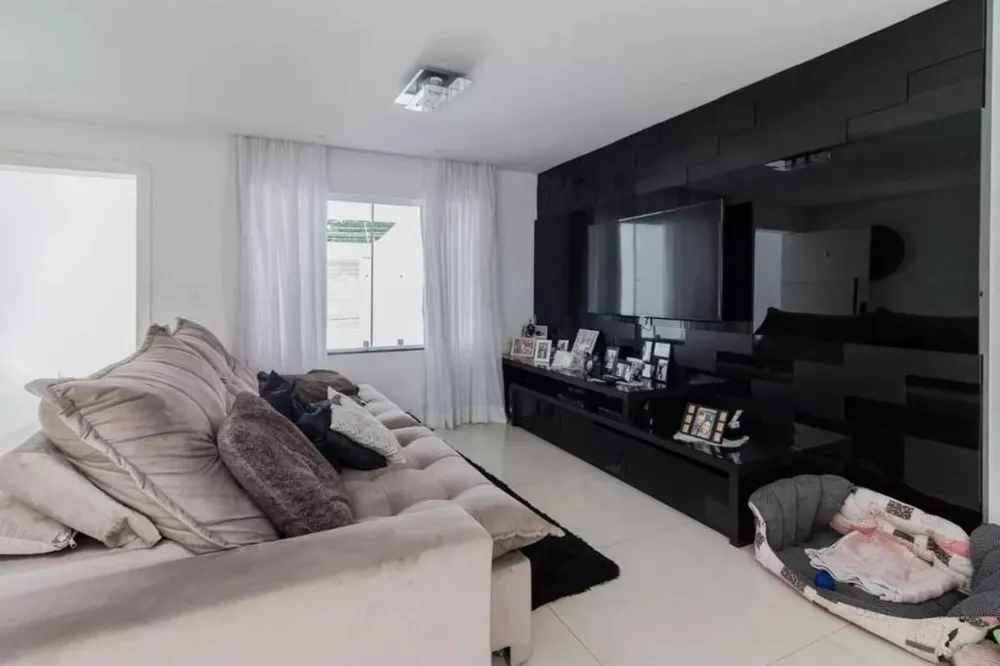 Sobrado, 3 quartos, 255 m² - Foto 2