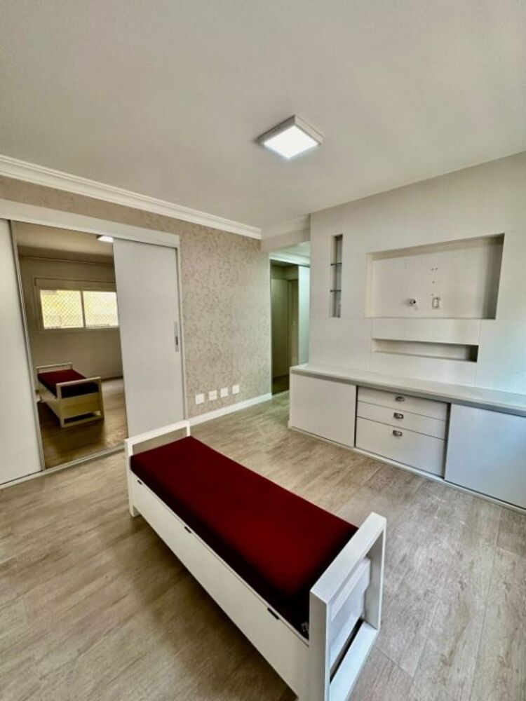 Apartamento à venda com 3 quartos, 165m² - Foto 7