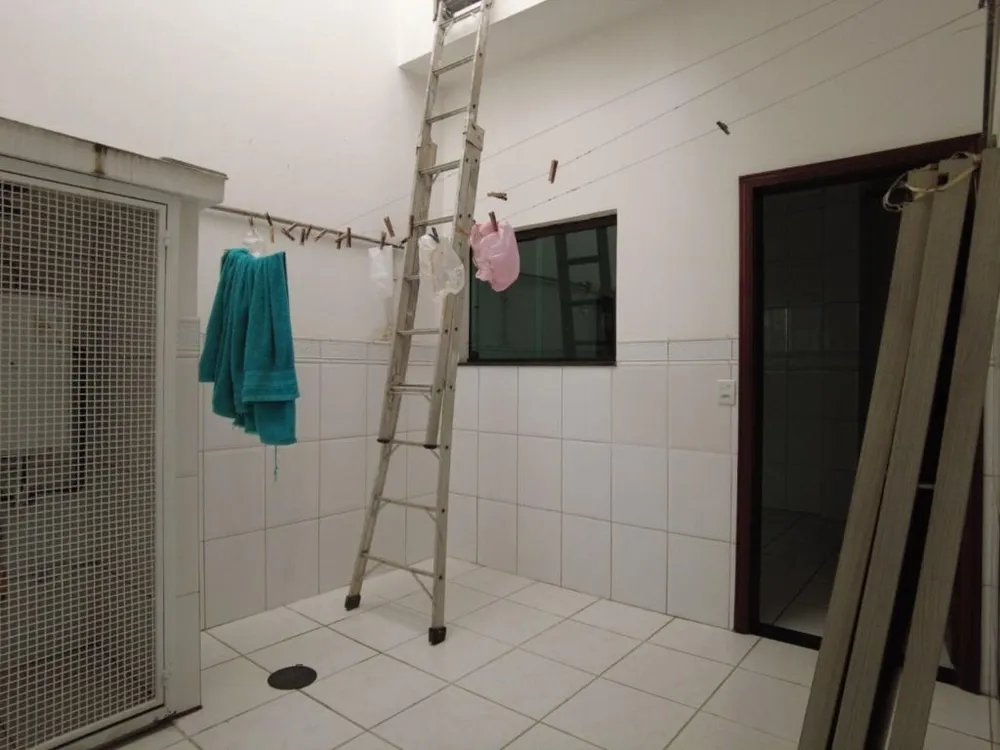 Sobrado, 6 quartos, 536 m² - Foto 4