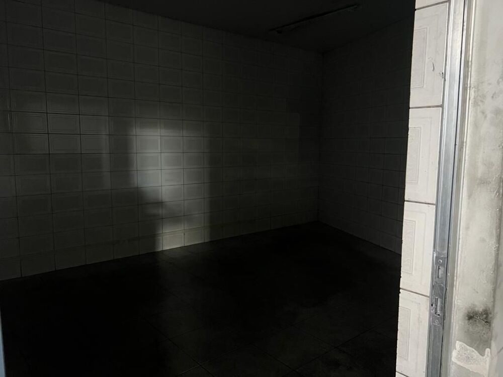 Depósito-Galpão-Armazém para alugar, 2400m² - Foto 4