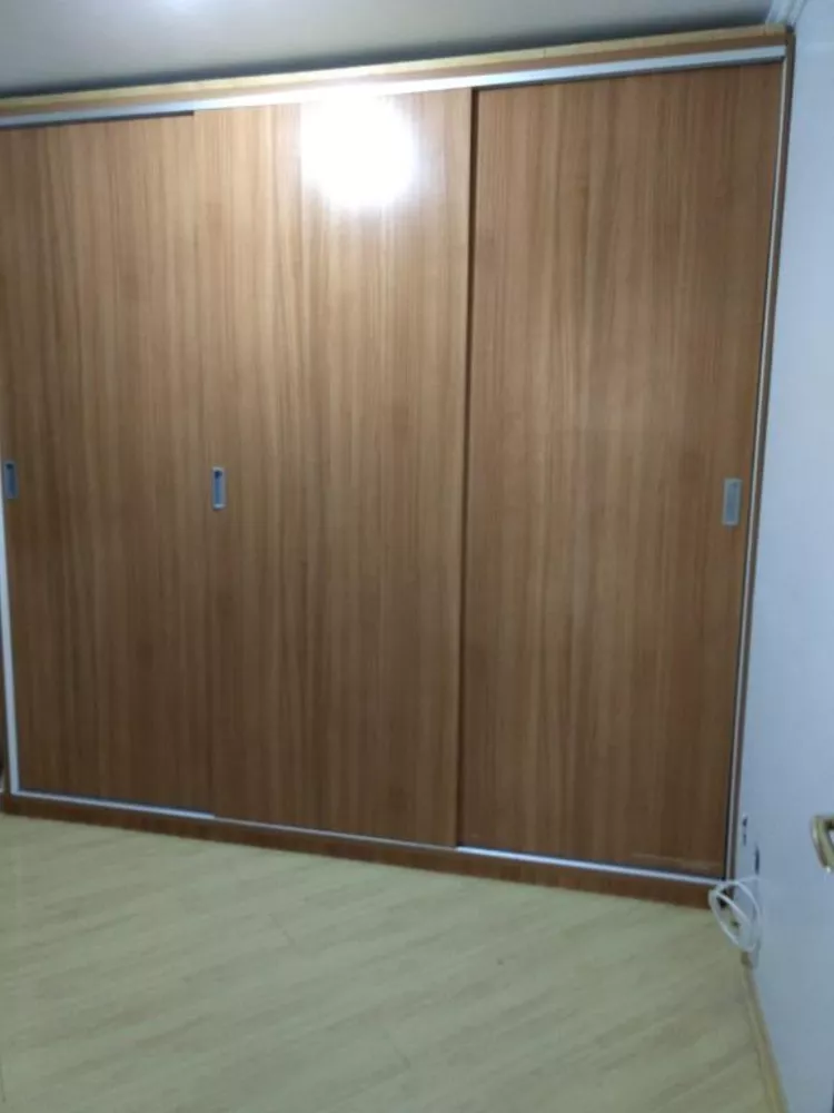 Apartamento à venda com 3 quartos, 75m² - Foto 11