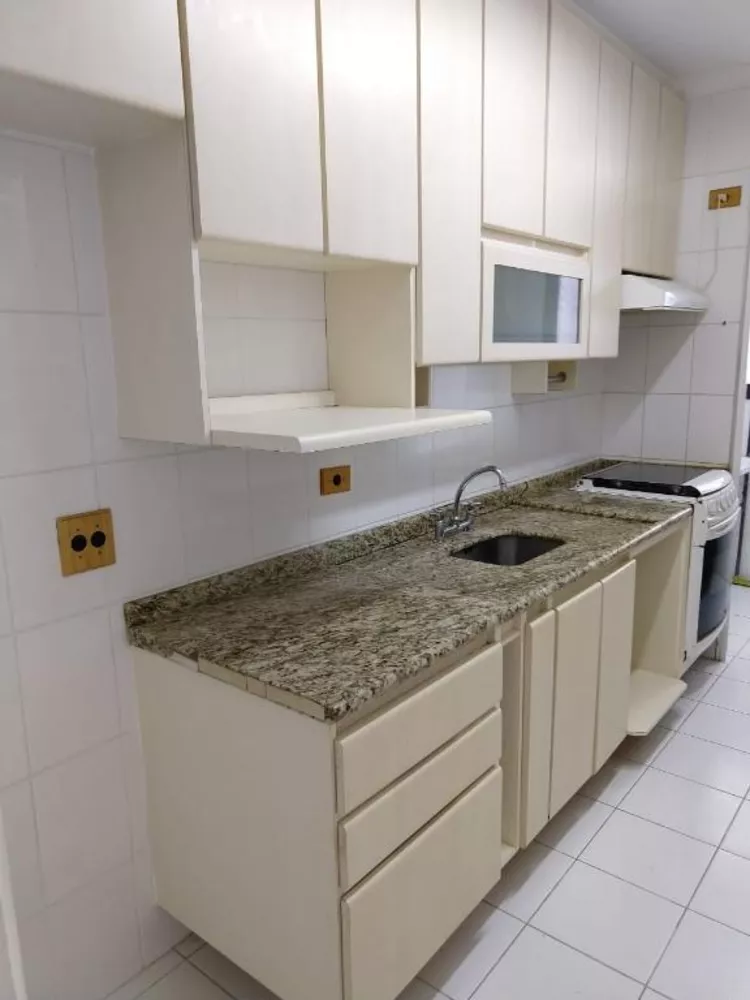 Apartamento à venda com 3 quartos, 75m² - Foto 15