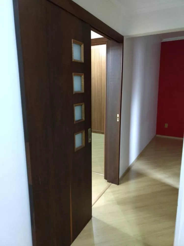 Apartamento à venda com 3 quartos, 75m² - Foto 13