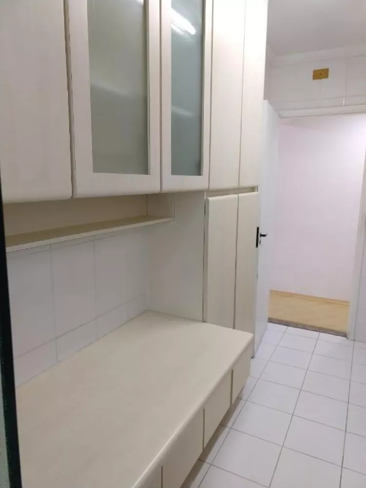 Apartamento à venda com 3 quartos, 75m² - Foto 14