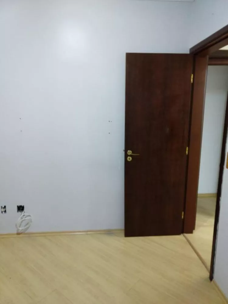 Apartamento à venda com 3 quartos, 75m² - Foto 3