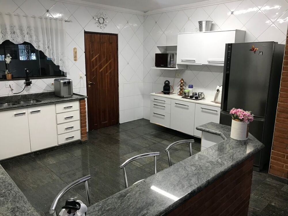 Sobrado, 3 quartos, 280 m² - Foto 2