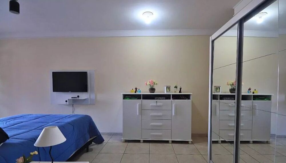 Sobrado, 3 quartos, 280 m² - Foto 1