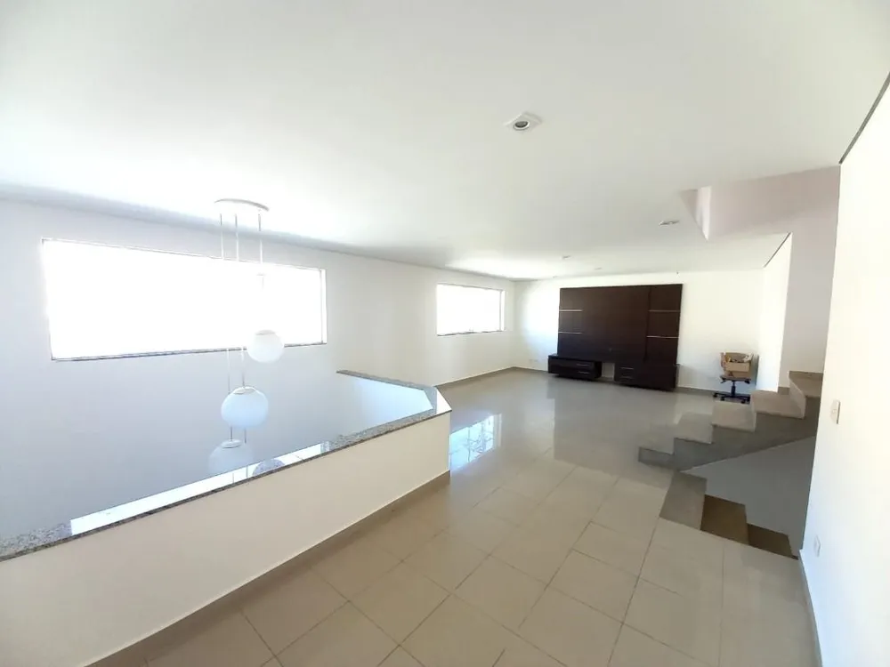 Sobrado, 5 quartos, 333 m² - Foto 3