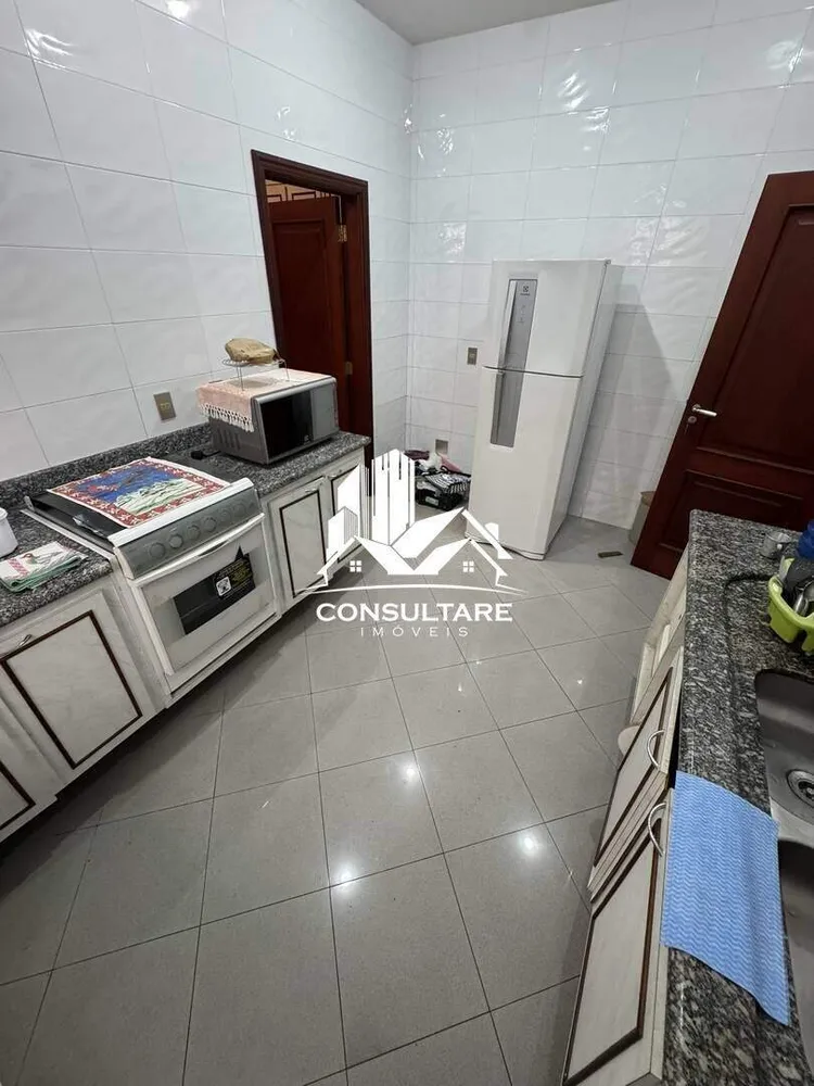 Casa, 4 quartos, 266 m² - Foto 4