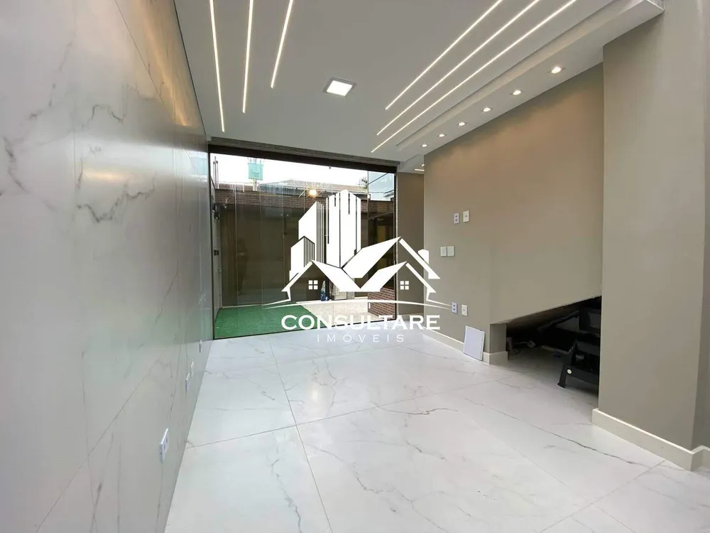 Casa, 4 quartos, 220 m² - Foto 1
