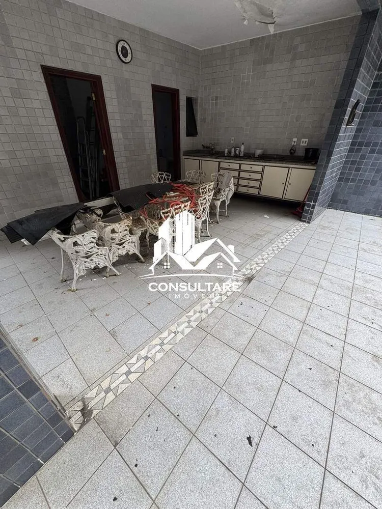 Casa, 4 quartos, 266 m² - Foto 2