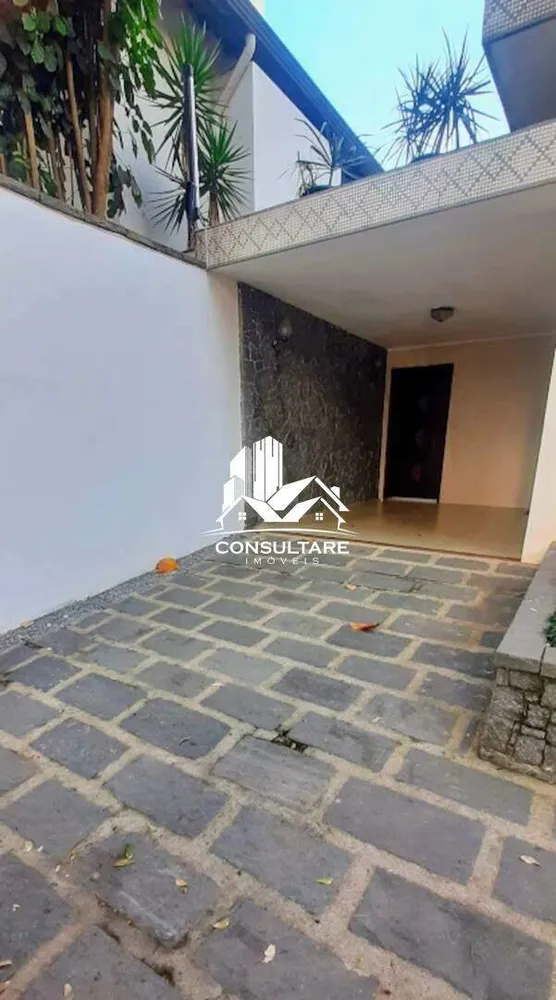 Casa, 4 quartos, 167 m² - Foto 1