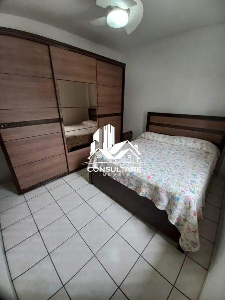 Casa, 5 quartos, 330 m² - Foto 1
