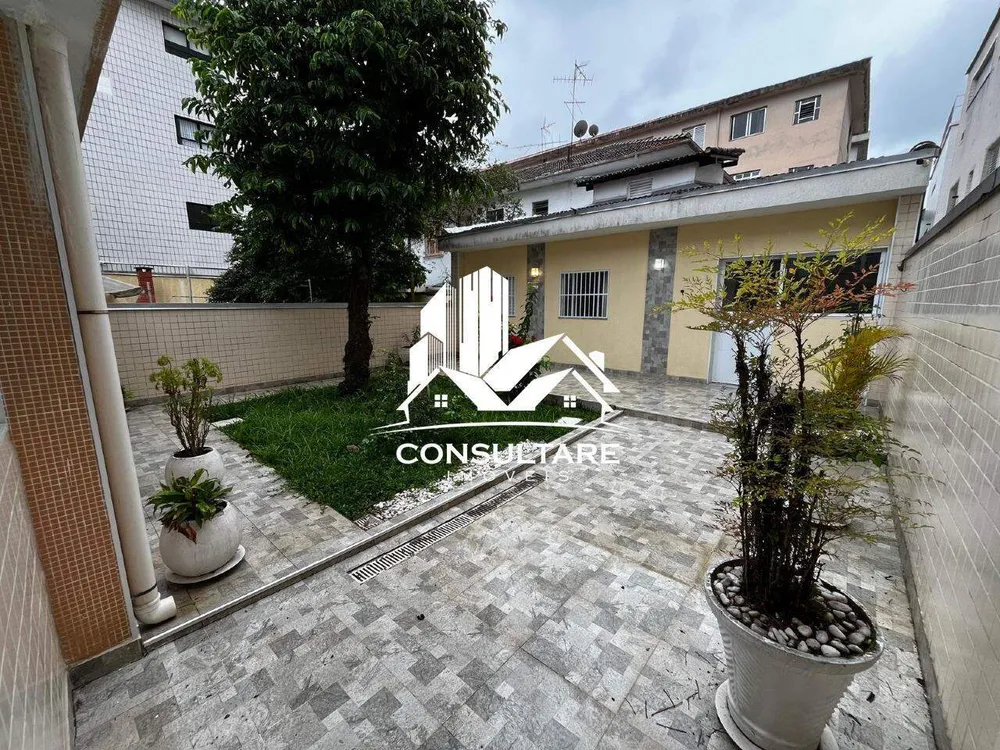 Casa, 4 quartos, 236 m² - Foto 1