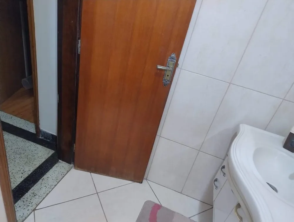 Casa, 3 quartos, 226 m² - Foto 2