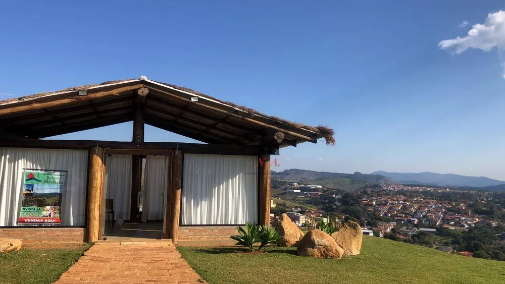 Loteamento e Condomínio, 250 m² - Foto 1