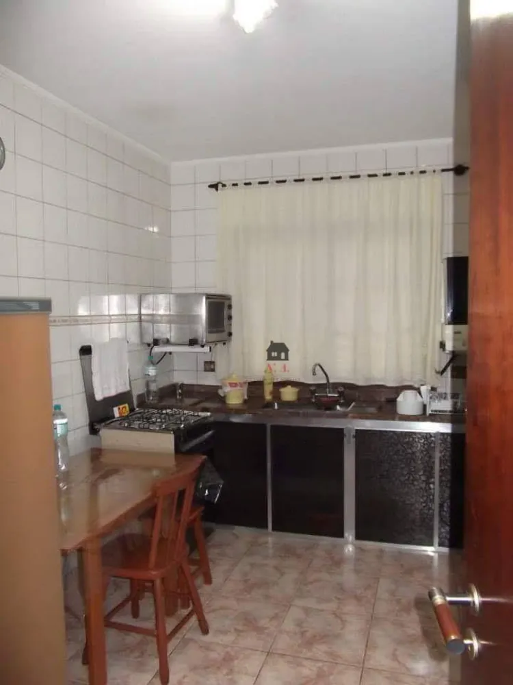 Casa, 4 quartos, 231 m² - Foto 3