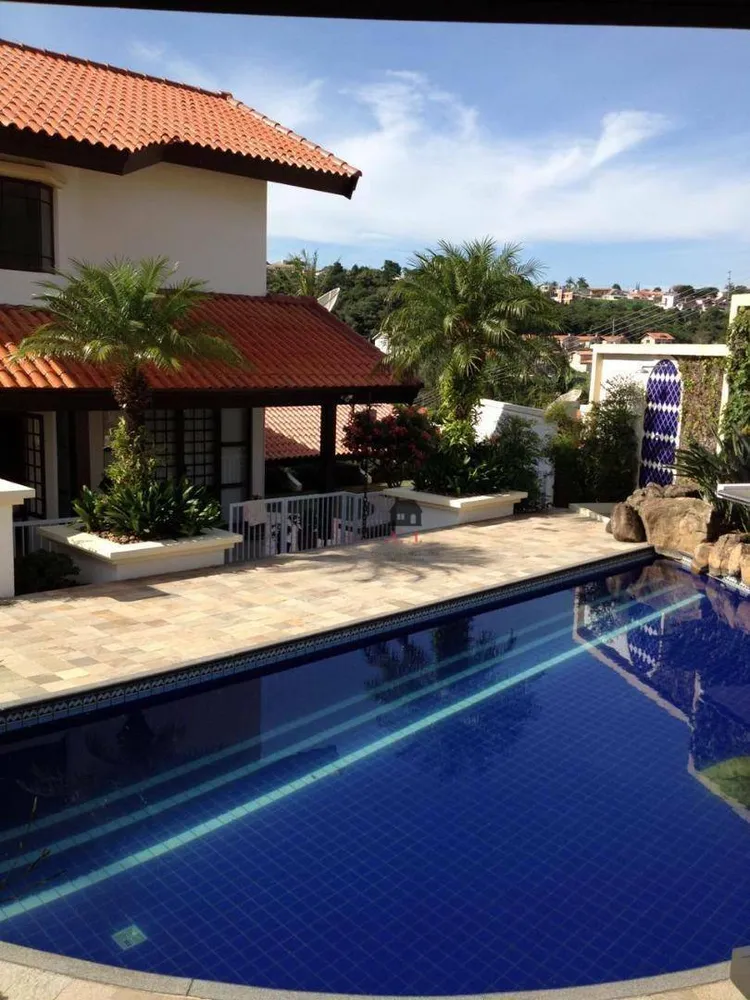Casa, 3 quartos, 294 m² - Foto 1