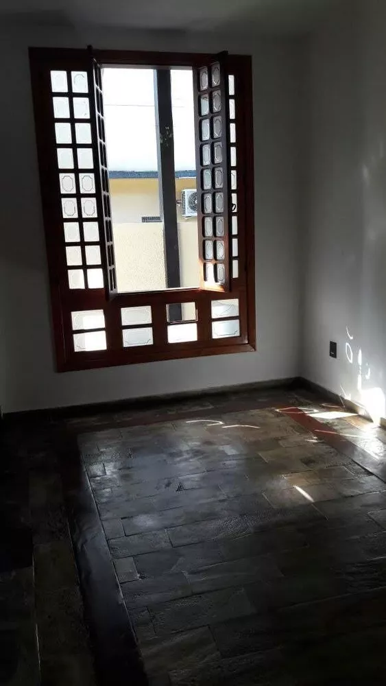 Prédio Inteiro - Foto 1