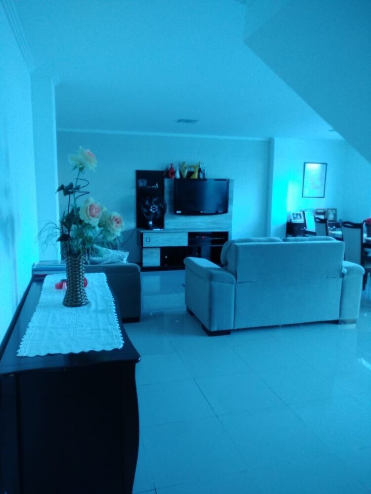 Casa à venda com 4 quartos - Foto 2