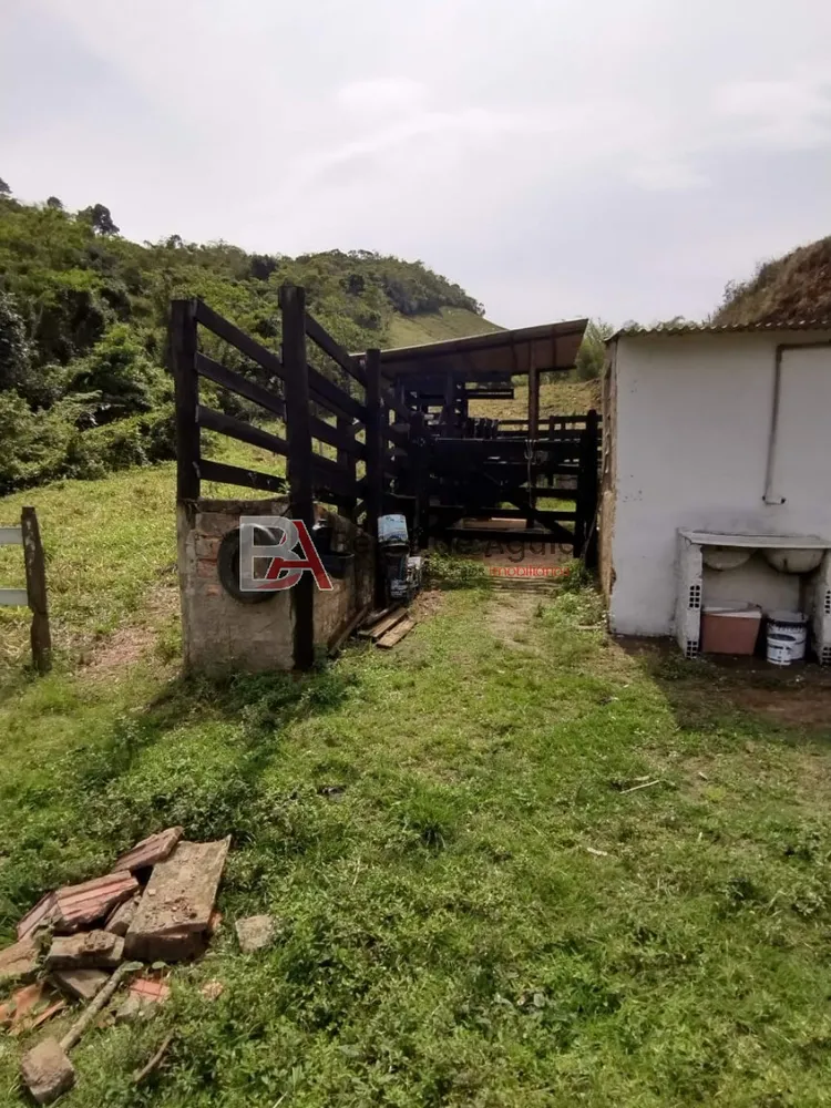 Fazenda, 2 quartos - Foto 7
