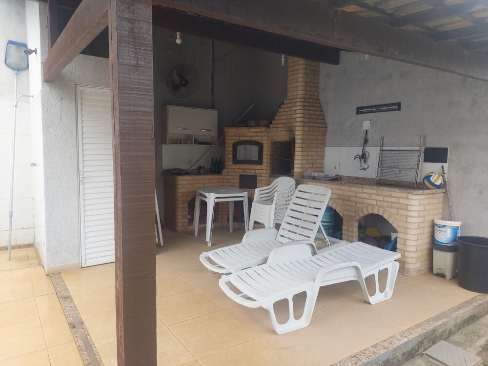 Casa à venda com 2 quartos, 450m² - Foto 3