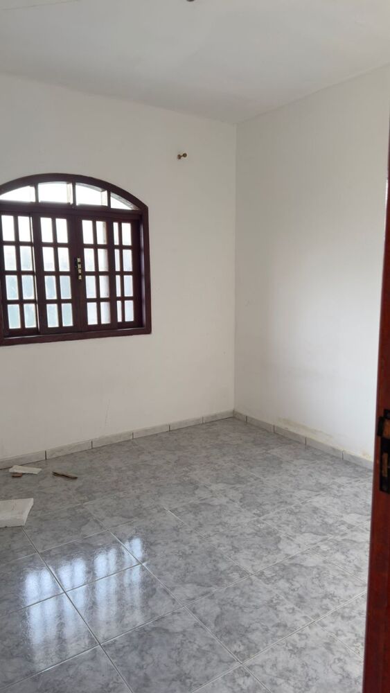 Casa para alugar com 1 quarto, 90m² - Foto 2