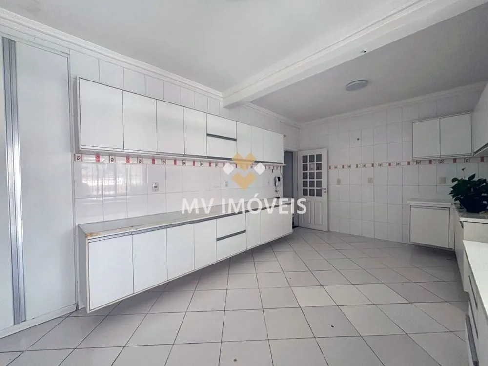 Casa, 6 quartos, 386 m² - Foto 6