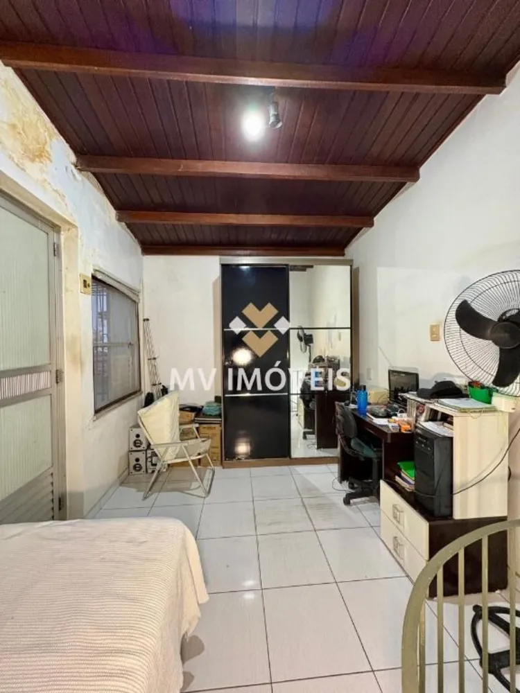 Casa, 4 quartos, 198 m² - Foto 2