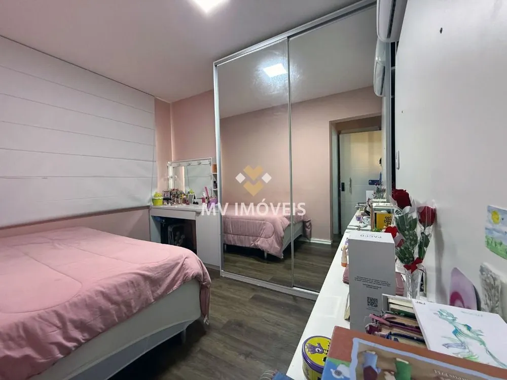 Apartamento, 3 quartos, 186 m² - Foto 2