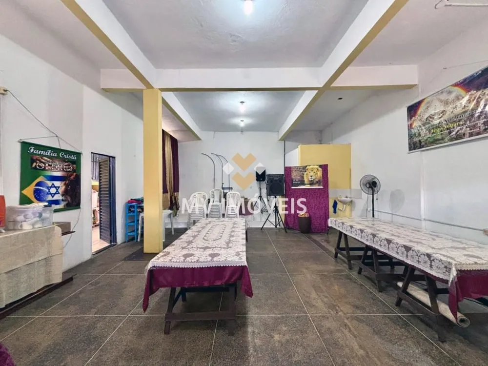 Casa, 4 quartos, 210 m² - Foto 1