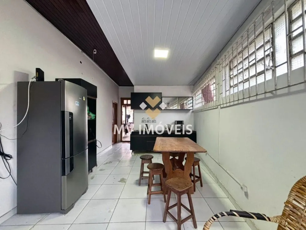 Casa, 2 quartos, 422 m² - Foto 2