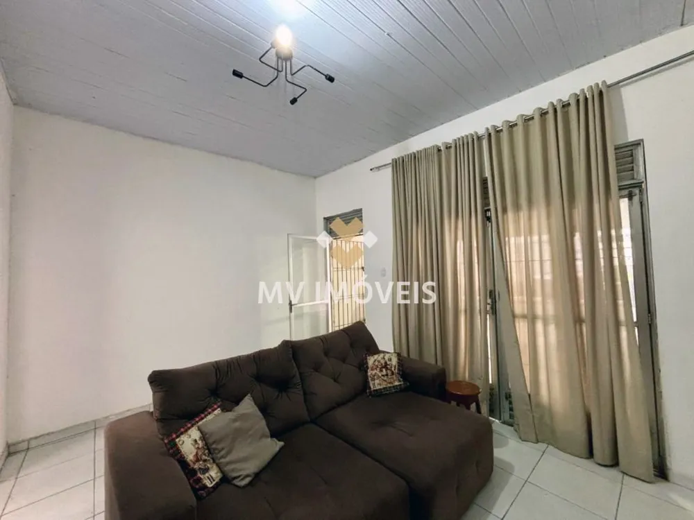 Casa, 2 quartos, 422 m² - Foto 3
