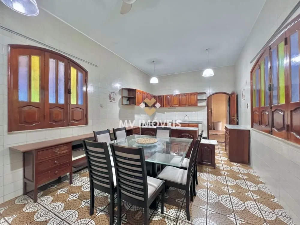 Casa, 5 quartos, 304 m² - Foto 4