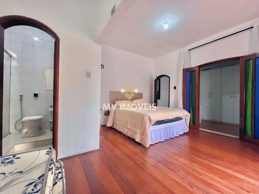 Casa, 5 quartos, 304 m² - Foto 2