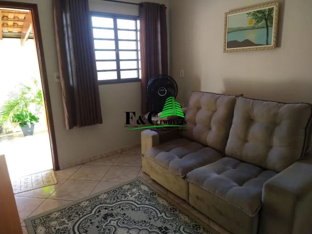Casa, 2 quartos, 199 m² - Foto 1