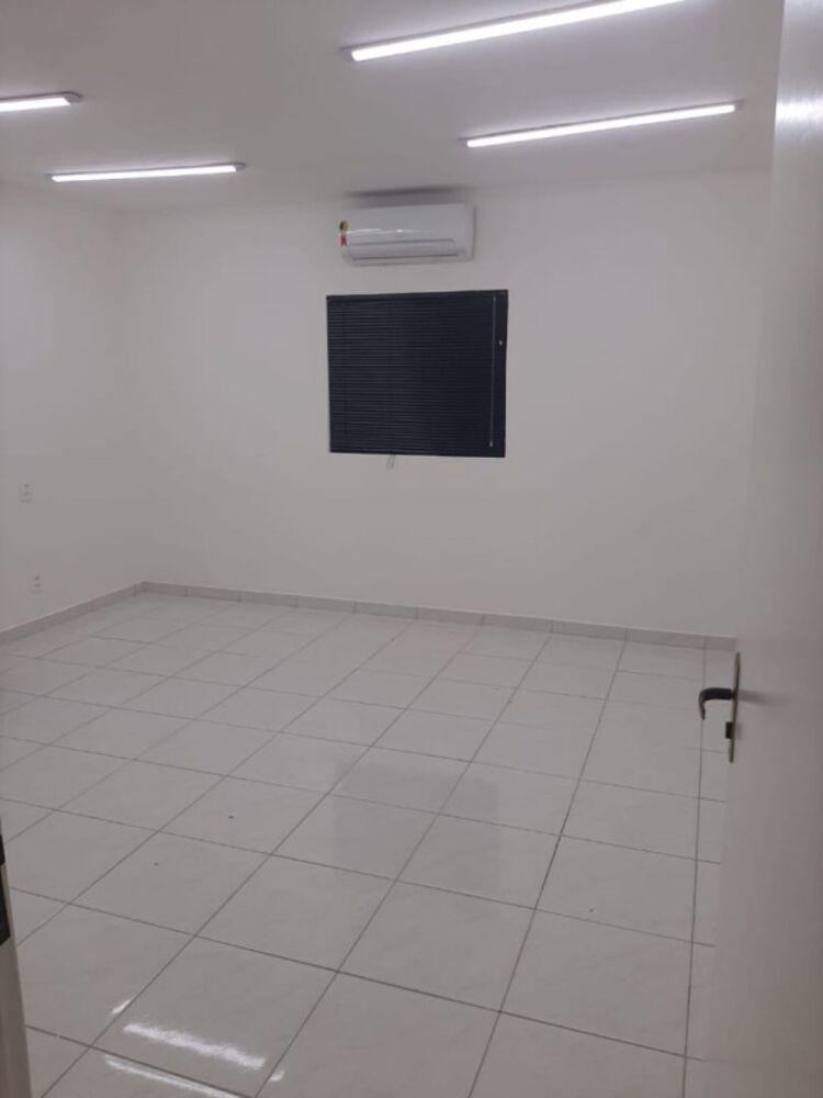 Casa para alugar com 1 quarto, 22m² - Foto 1