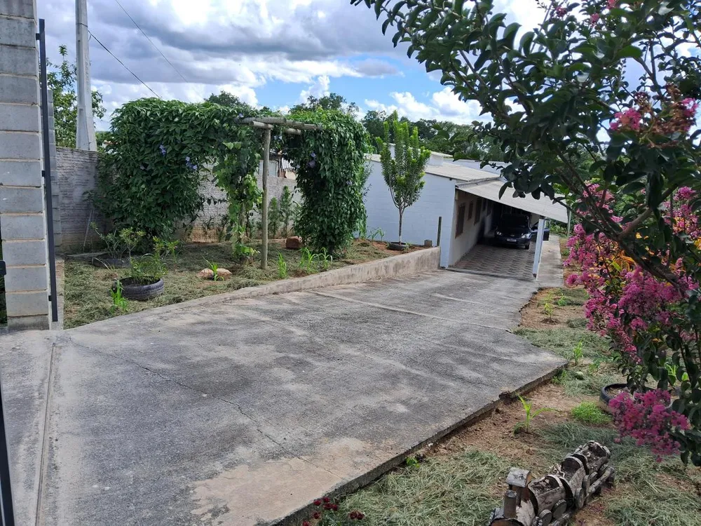 Sítio, 2 quartos, 2400 m² - Foto 1